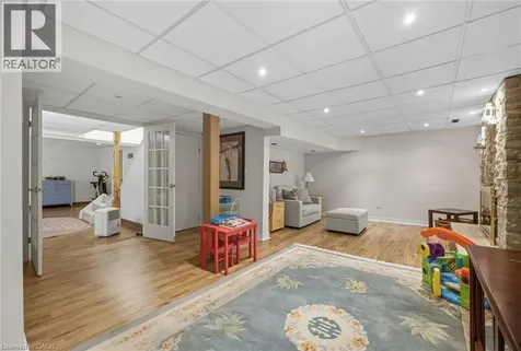 1580 Woodeden Drive Mississauga ON L5H 3S5