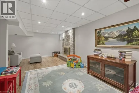 1580 Woodeden Drive Mississauga ON L5H 3S5