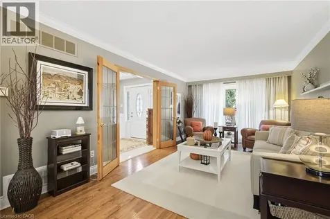 1580 Woodeden Drive Mississauga ON L5H 3S5