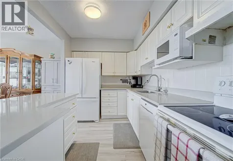 688 Preston Parkway Cambridge ON N3H 5K6