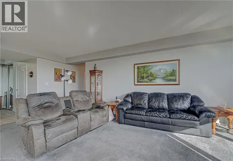 688 Preston Parkway Cambridge ON N3H 5K6