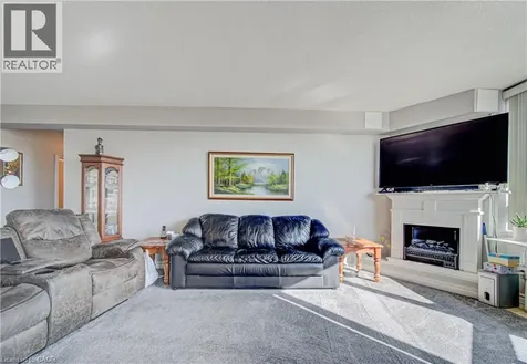 688 Preston Parkway Cambridge ON N3H 5K6