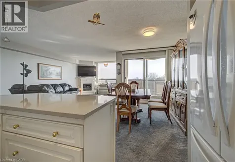 688 Preston Parkway Cambridge ON N3H 5K6