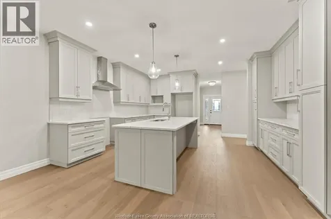 3265 Tullio Drive Lasalle ON N9H 1H3