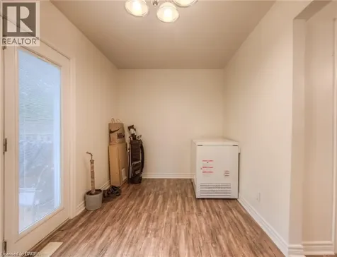 10 Bruce Street Brantford ON N3R 1E2