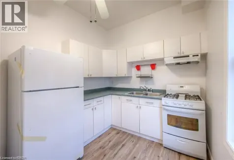 10 Bruce Street Brantford ON N3R 1E2