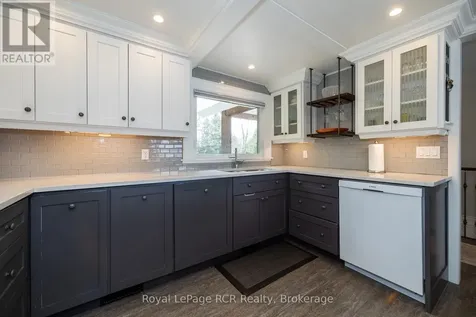 126 Sunset Point Grey Highlands ON N0C 1E0
