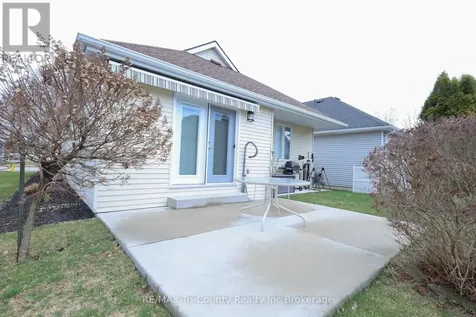 33 Wilkins Crescent Tillsonburg ON N4G 5M6