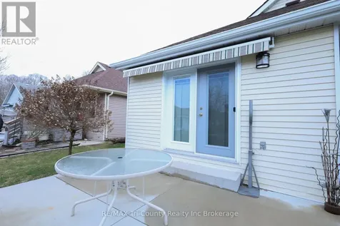33 Wilkins Crescent Tillsonburg ON N4G 5M6