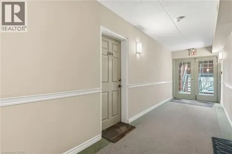 4015 Kilmer Drive Burlington ON L7M 4M4