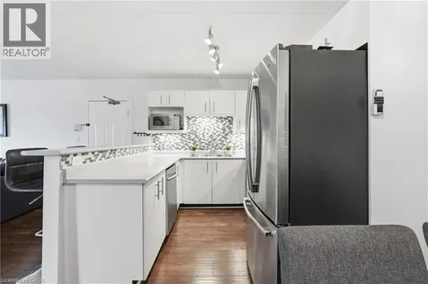 4015 Kilmer Drive Burlington ON L7M 4M4