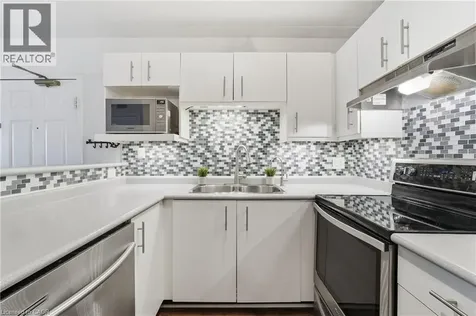 4015 Kilmer Drive Burlington ON L7M 4M4