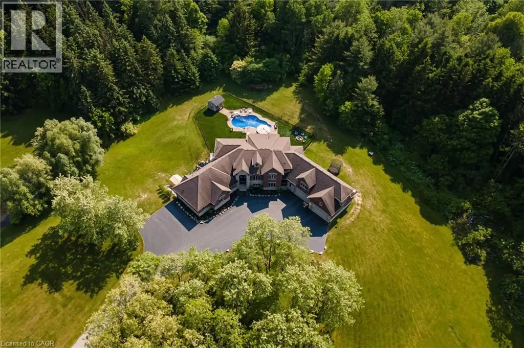 814 Binkley Road Ancaster ON L9H 5E3