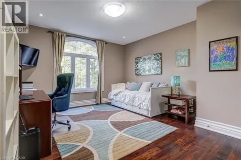814 Binkley Road Ancaster ON L9H 5E3