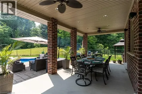 814 Binkley Road Ancaster ON L9H 5E3