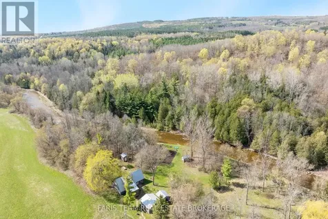 7237 6/7 Sideroad Nottawasaga Clearview ON L0M 1G0