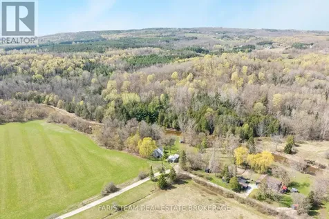 7237 6/7 Sideroad Nottawasaga Clearview ON L0M 1G0