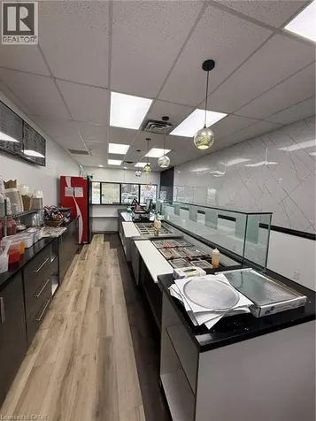 930 Upper Paradise Road Hamilton ON L9B 2N1