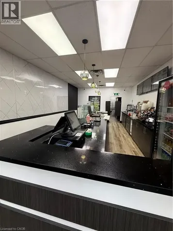 930 Upper Paradise Road Hamilton ON L9B 2N1