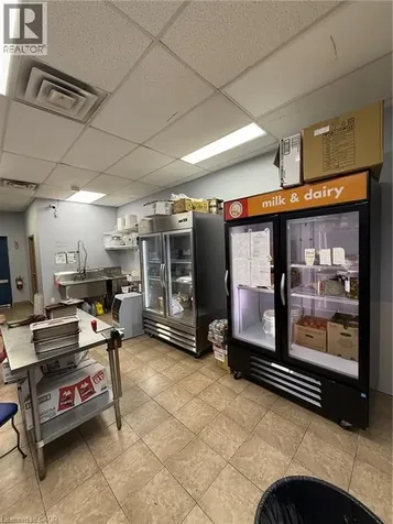 930 Upper Paradise Road Hamilton ON L9B 2N1