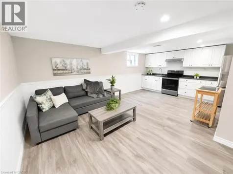 287 Main Street East Grimsby ON L3M 1P9