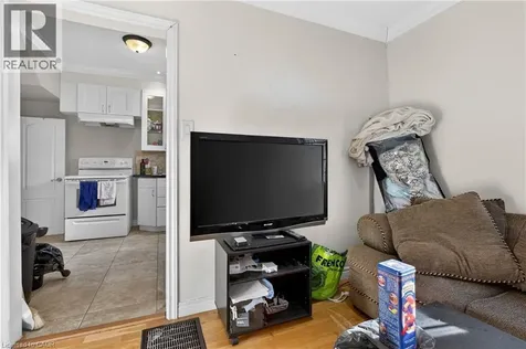91 Royal Avenue Hamilton ON L8S 2C6