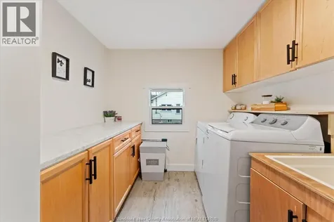 84 Mill Kingsville ON N9Y 1W2