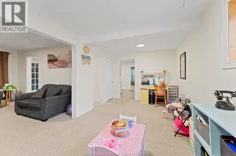 84 Mill Kingsville ON N9Y 1W2