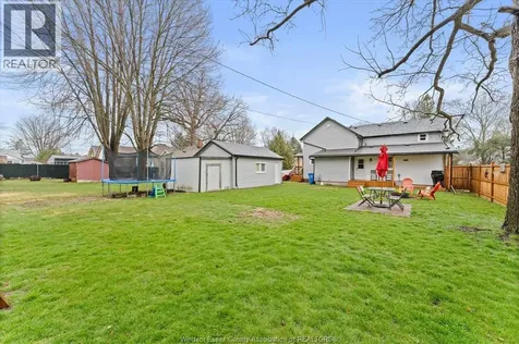 84 Mill Kingsville ON N9Y 1W2