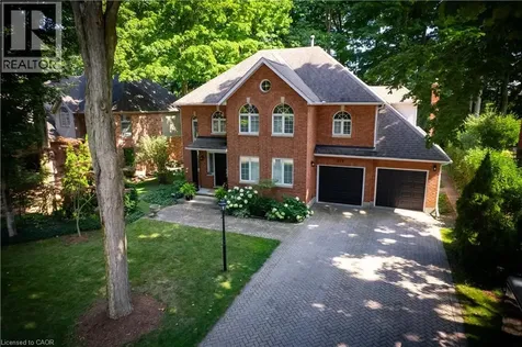 219 Corrie Crescent Waterloo ON N2L 5W3
