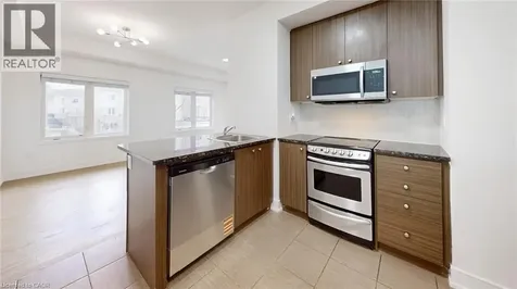 19 Coneflower Crescent North York ON M2R 0A5