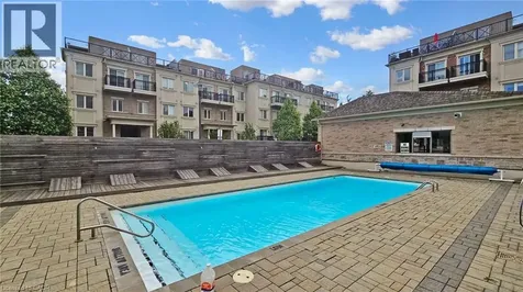 19 Coneflower Crescent North York ON M2R 0A5