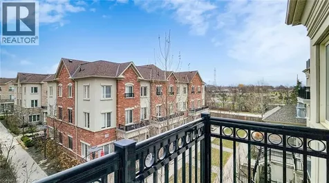 19 Coneflower Crescent North York ON M2R 0A5