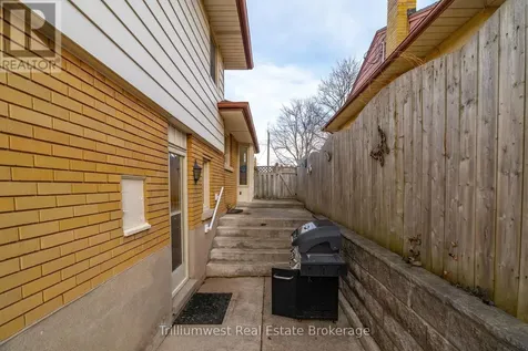 135 Burbank Road Kitchener ON N2B 1E3