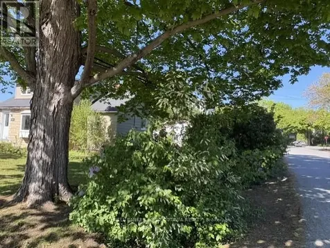185 Compton Avenue Ottawa ON K2B 5A6