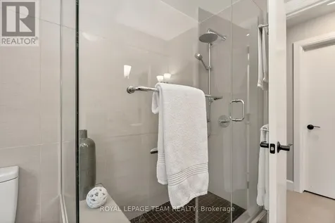 55 Whitemarl Drive Ottawa ON K1L 8J9