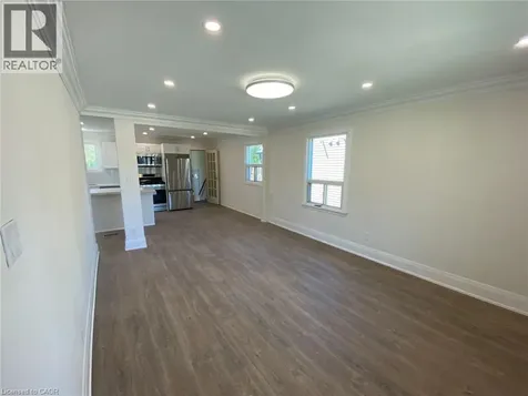 40 Bartlett Street St. Catharines ON L2M 5L1