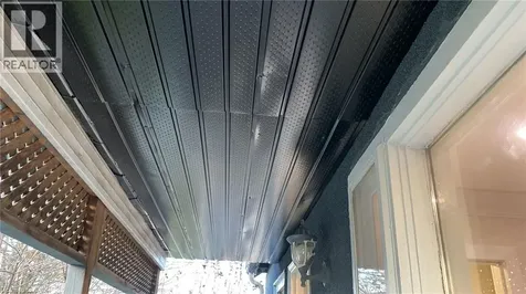 40 Bartlett Street St. Catharines ON L2M 5L1