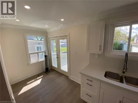 40 Bartlett Street St. Catharines ON L2M 5L1