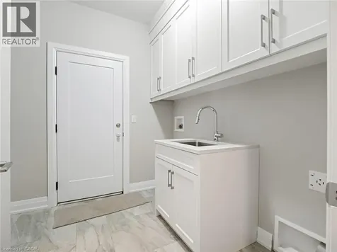 149 Willowbrook Drive Welland ON L3C 0G2