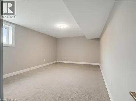 149 Willowbrook Drive Welland ON L3C 0G2