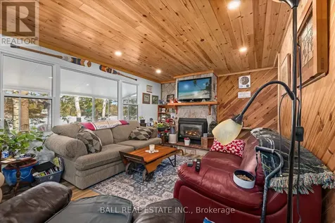 1561 Crystal Lake Road Trent Lakes ON K0M 2A0