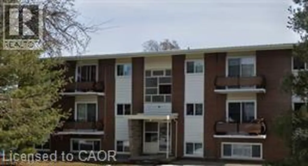 67 Milford Avenue Waterloo ON N2L 3Z7