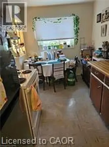 67 Milford Avenue Waterloo ON N2L 3Z7