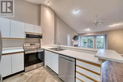 5 Harbour Street East Collingwood ON L9Y 5C5