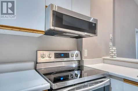 5 Harbour Street East Collingwood ON L9Y 5C5