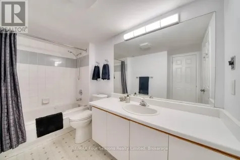 5 Harbour Street East Collingwood ON L9Y 5C5