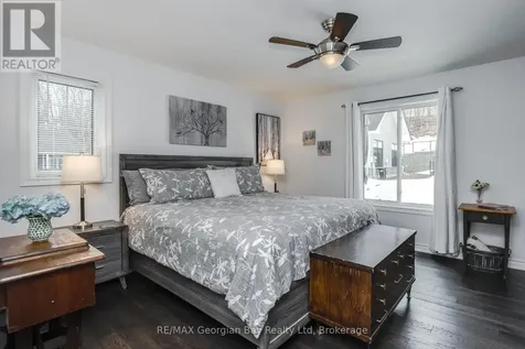 39 Chamberlain Crescent Penetanguishene ON L9M 0A6