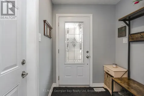 39 Chamberlain Crescent Penetanguishene ON L9M 0A6