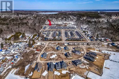 39 Chamberlain Crescent Penetanguishene ON L9M 0A6